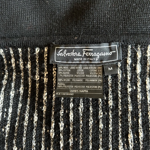 Salvatore Ferragamo Black and Gray Jacket/ coat, size M - Picture 5 of 8